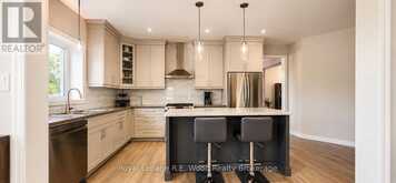 249 WILSON AVENUE | Tillsonburg Ontario | Slide Image Eight