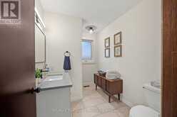 75 PARKWOOD DRIVE | Tillsonburg Ontario | Slide Image Sixteen