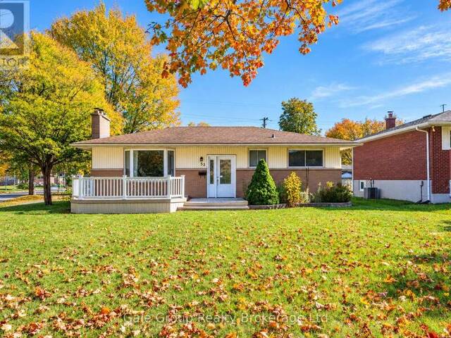 53 MADEIRA DRIVE London Ontario, N5V 2M3 - 5 Bedrooms Home For Sale