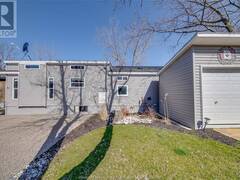981 COUNTY ROAD 2 Unit# 725 Lakeshore Ontario, N0R 1A0