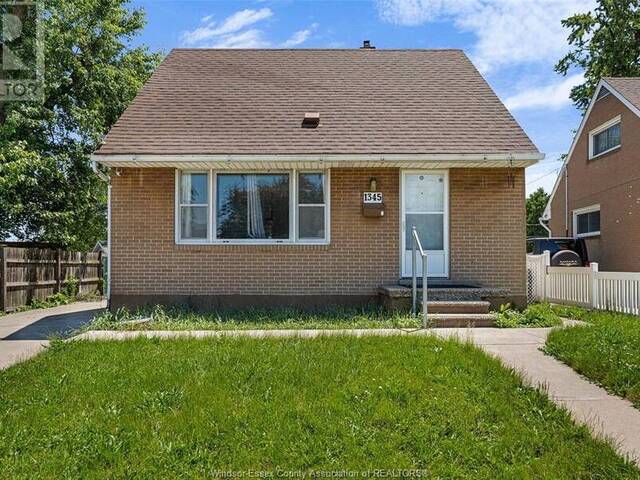 1345 HARRISON AVENUE Windsor Ontario, N9C 3J7