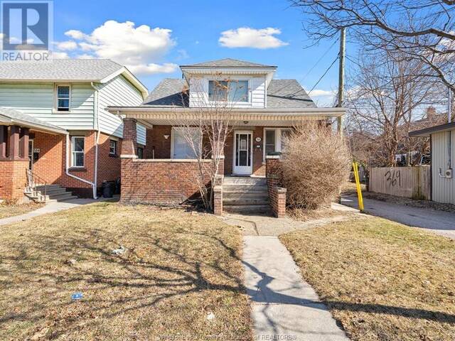 564 CURRY AVENUE Windsor Ontario, N9B 2B9