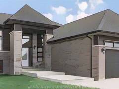 102 HAZEL Kingsville Ontario, N9Y 0A9