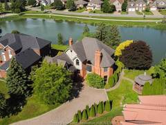 4563 LAKE COMO COURT Windsor Ontario, N9G 2M9