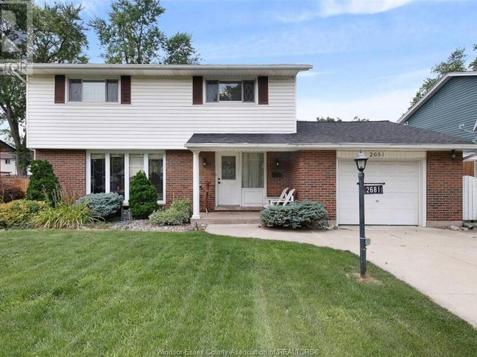 2681 Sierra DRIVE, Windsor, Ontario N9E 2Y9