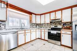 209 COTTERIE PARK | Leamington Ontario | Slide Image Eight