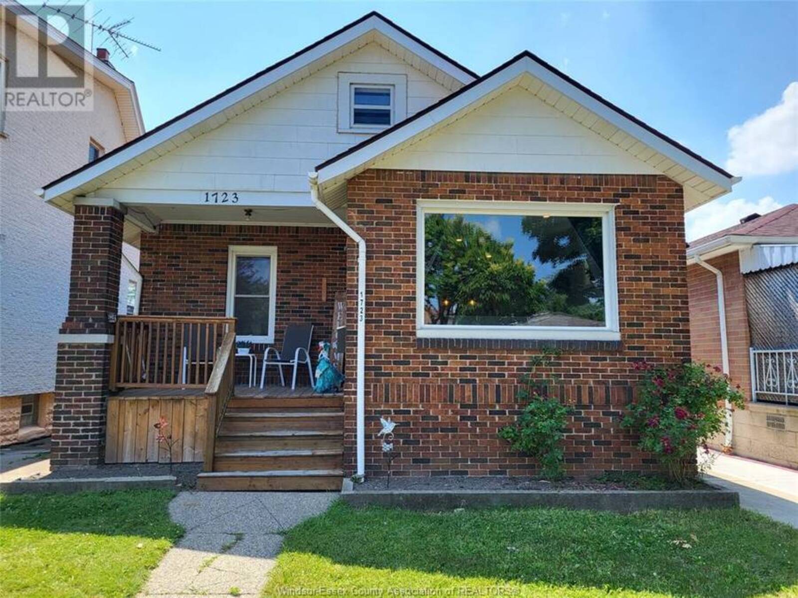 1723 LANGLOIS, Windsor, Ontario N8X 4M4