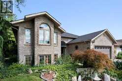 4300 GOLFCOURSE CRESCENT | Windsor Ontario | Slide Image One