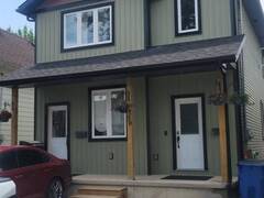 30 ADELAIDE STREET Unit# 1 & 2 Chatham Ontario, N7M 4K3