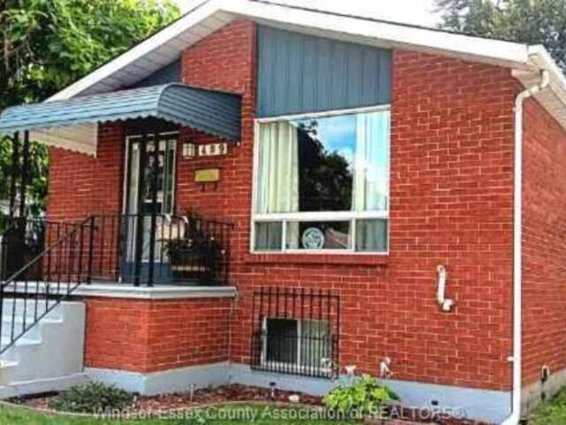 489 DOUGALL AVENUE Windsor Ontario, N9A 4P7