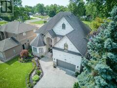 435 COUNTRY CLUB Windsor Ontario, N9G 3G9