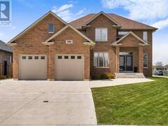 201 MORTON Essex Ontario, N8M 0C5