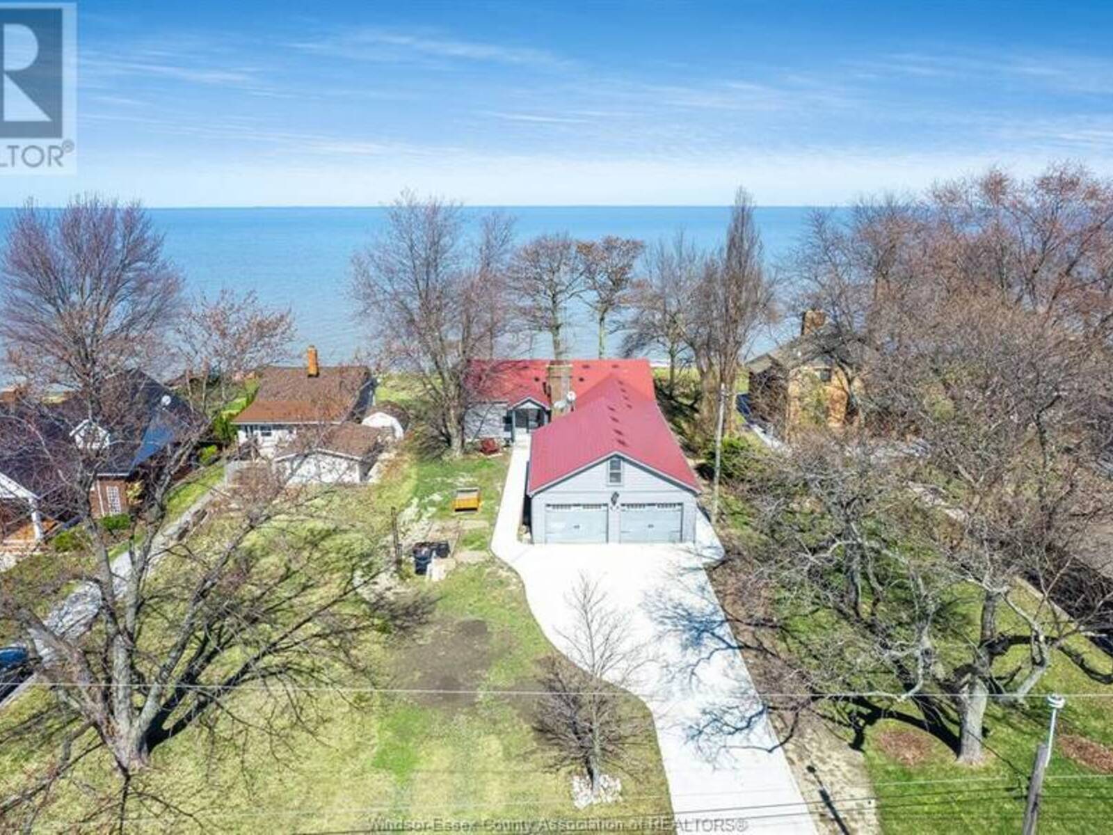 5058 ST. CLAIR ROAD, Lakeshore, Ontario N0R 1N0