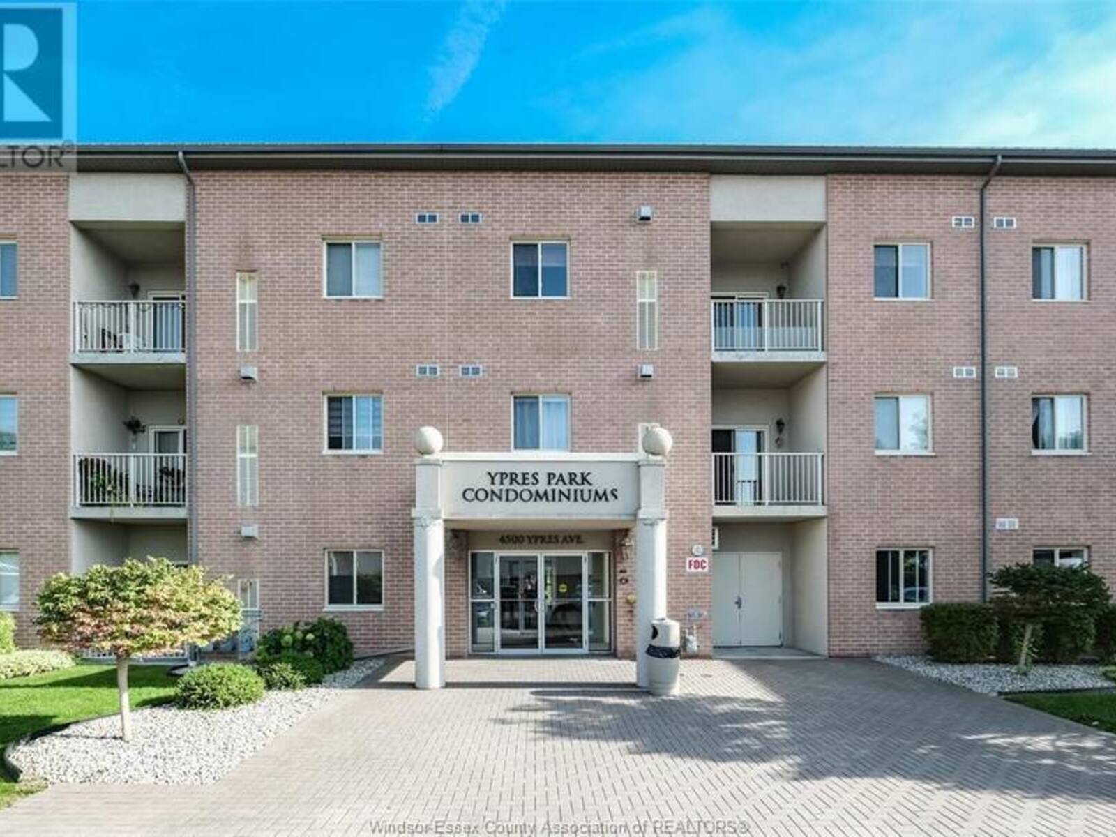 4500 YPRES Unit# 306, Windsor, Ontario N8W 5X3