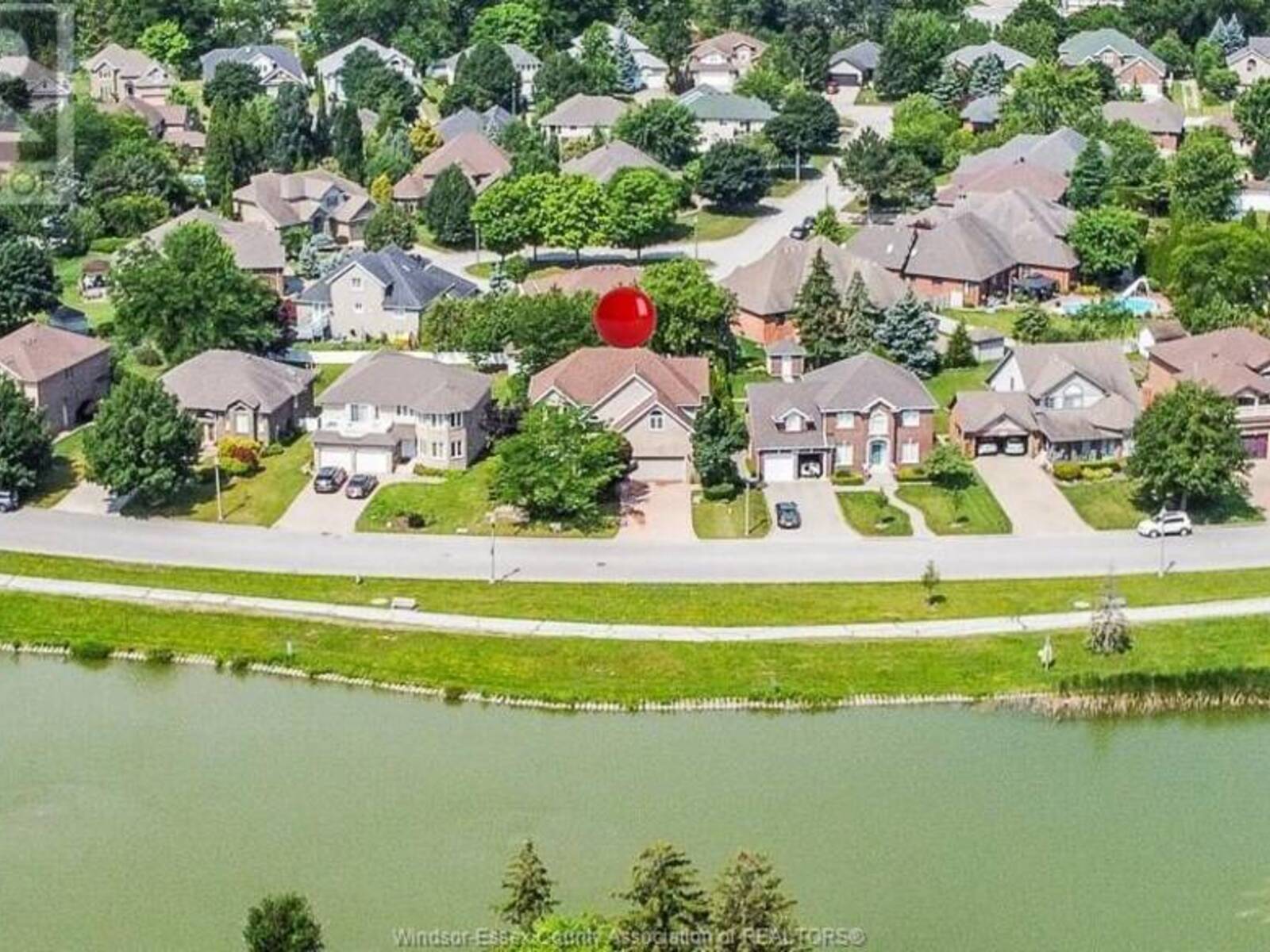 4545 SOUTHWOOD LAKES BOULEVARD, Windsor, Ontario N9G 2M6