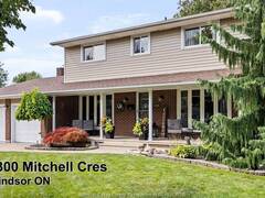 4300 Mitchell CRESCENT Windsor Ontario, N9G 2G3