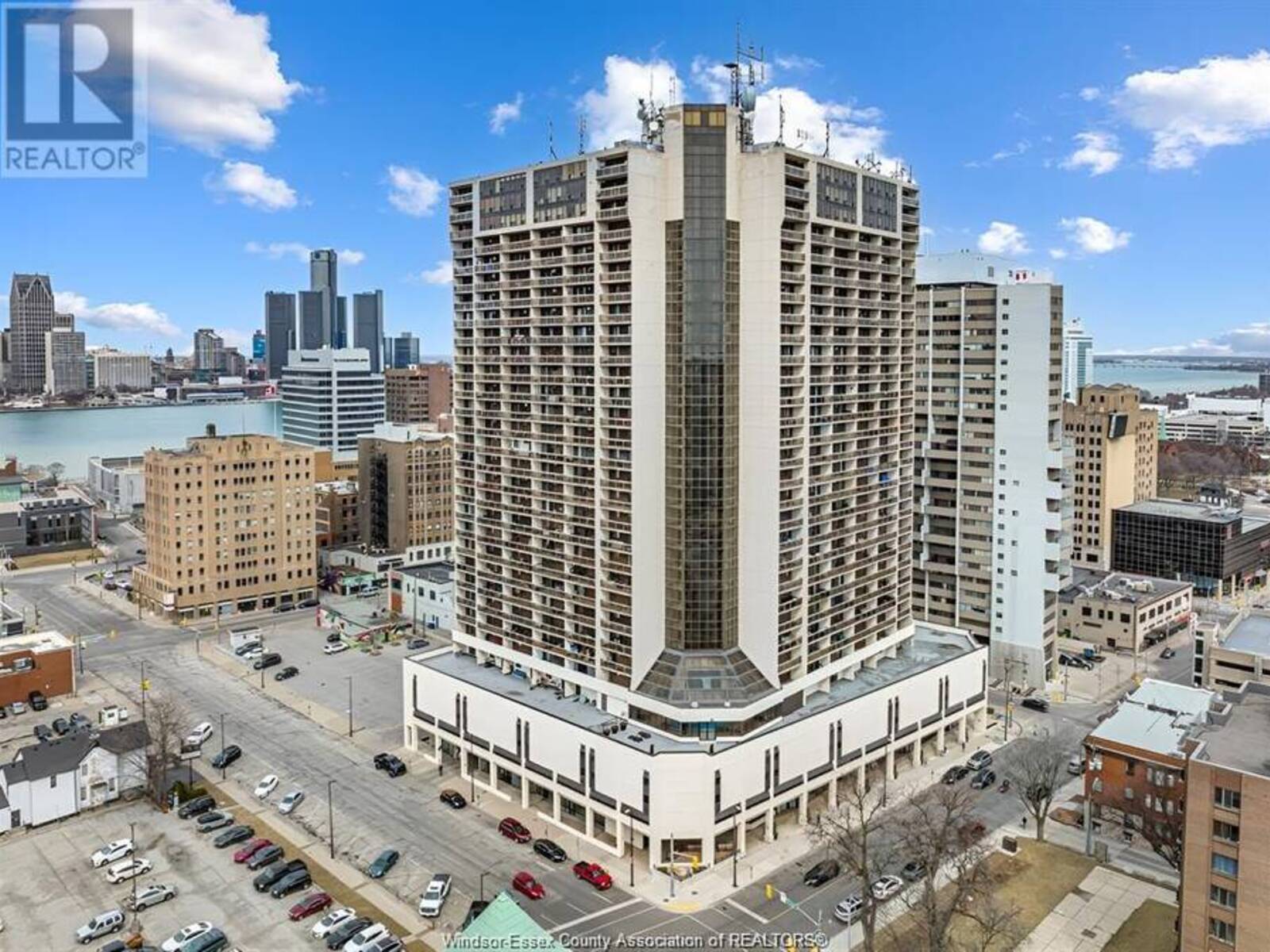 150 Park STREET West Unit# 1516, Windsor, Ontario N9A 7A2