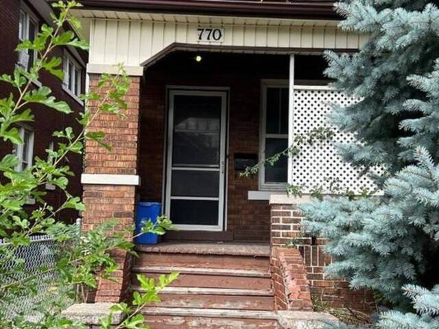 770-778 GILES BOULEVARD East Windsor Ontario, N9A 4E4