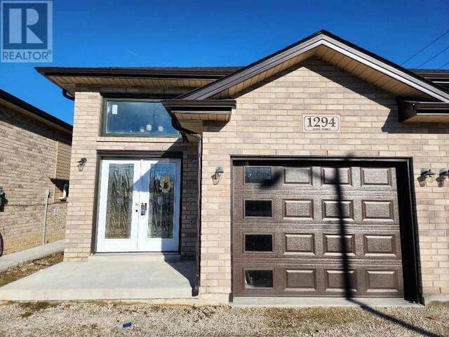 1294 TOURANGEAU Windsor Ontario, N8Y 4H8