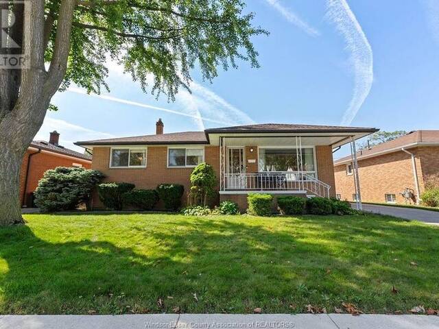 2275 WOODLAWN AVENUE Windsor Ontario, N8W 2H4