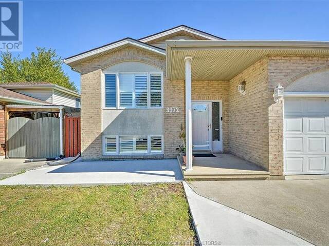 3372 CANDLEWOOD CRESCENT Windsor Ontario, N8W 5M5