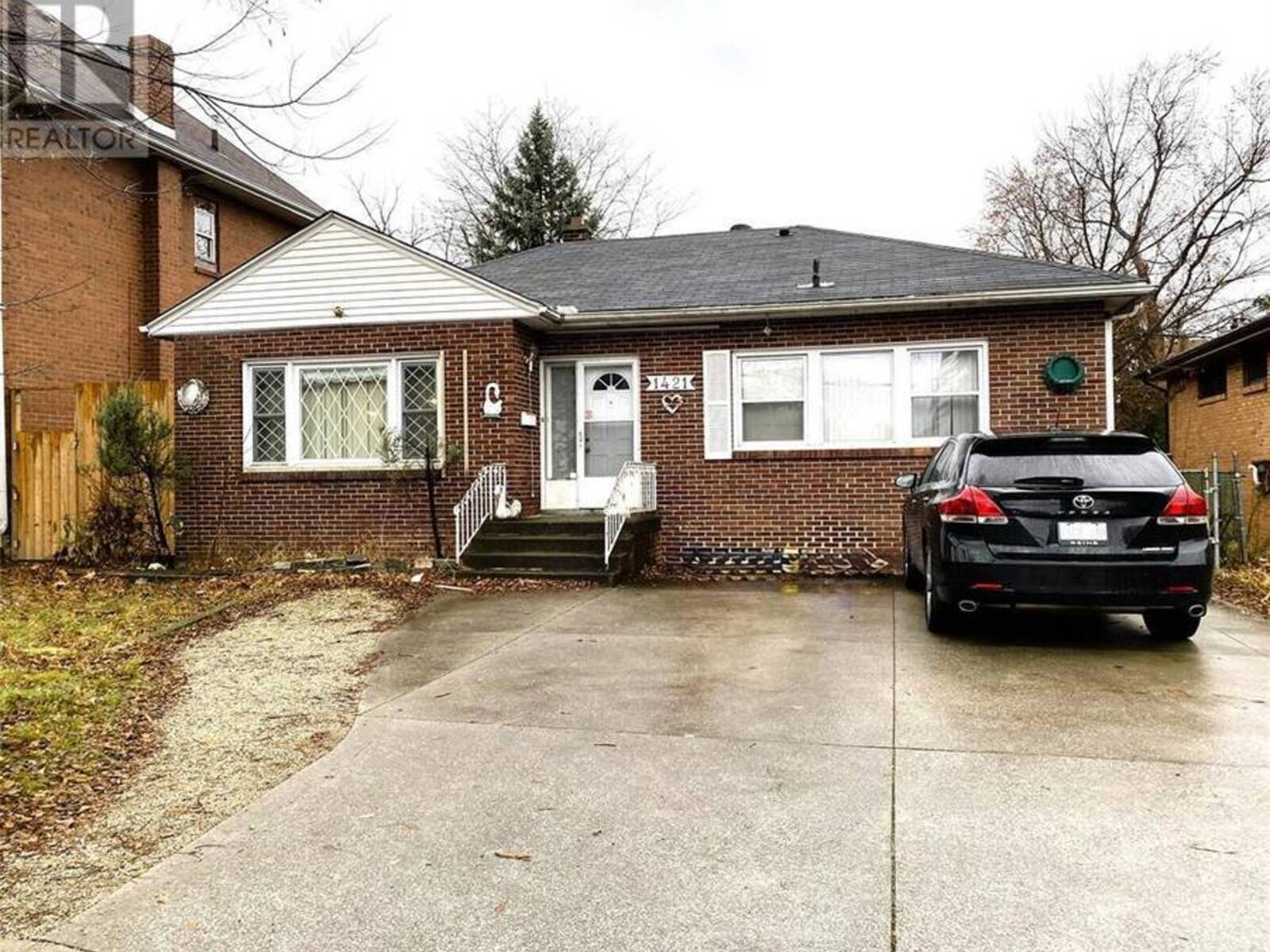 1421 PELISSIER STREET, Windsor, Ontario N8K 1M7