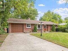 738 SCOFIELD AVENUE Windsor Ontario, N9G 1L3