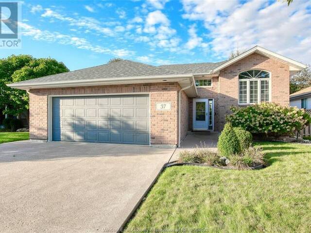 37 CREEKVIEW BOULEVARD Kingsville Ontario, N9Y 4E5