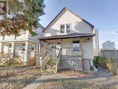 947-945 Windsor AVENUE Windsor Ontario, N9A 1K1