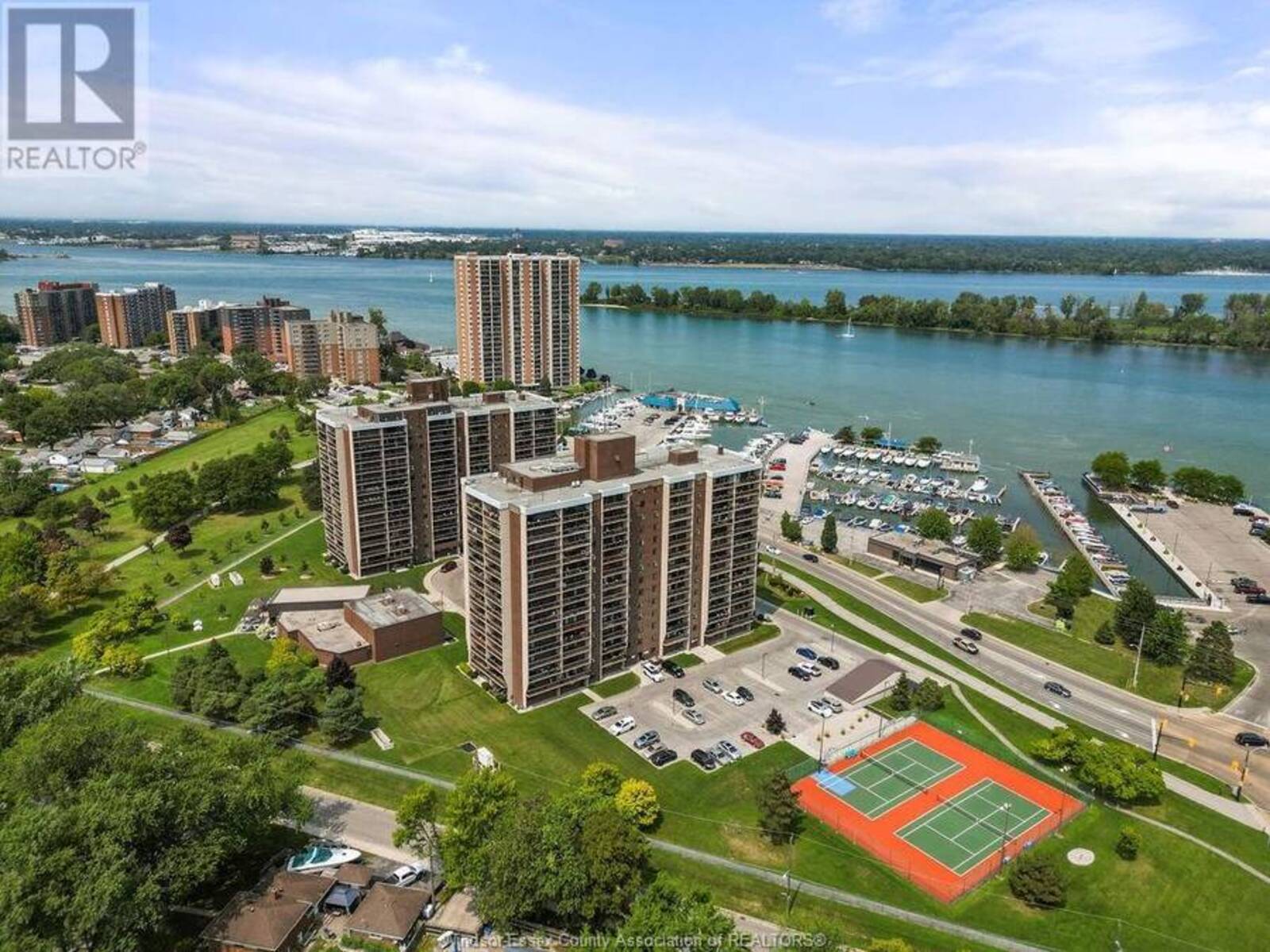 9099 RIVERSIDE DRIVE East Unit# E215, Windsor, Ontario N8S 4P9