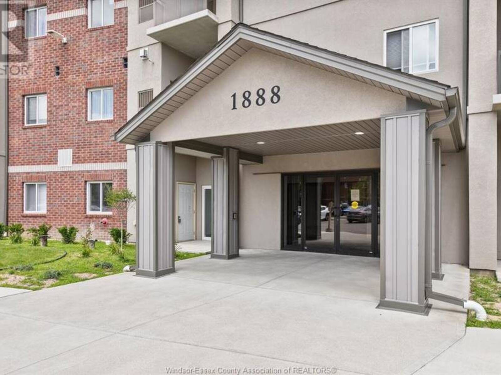 1888 WESTVIEW Unit# 205, LaSalle, Ontario N9H 0M1