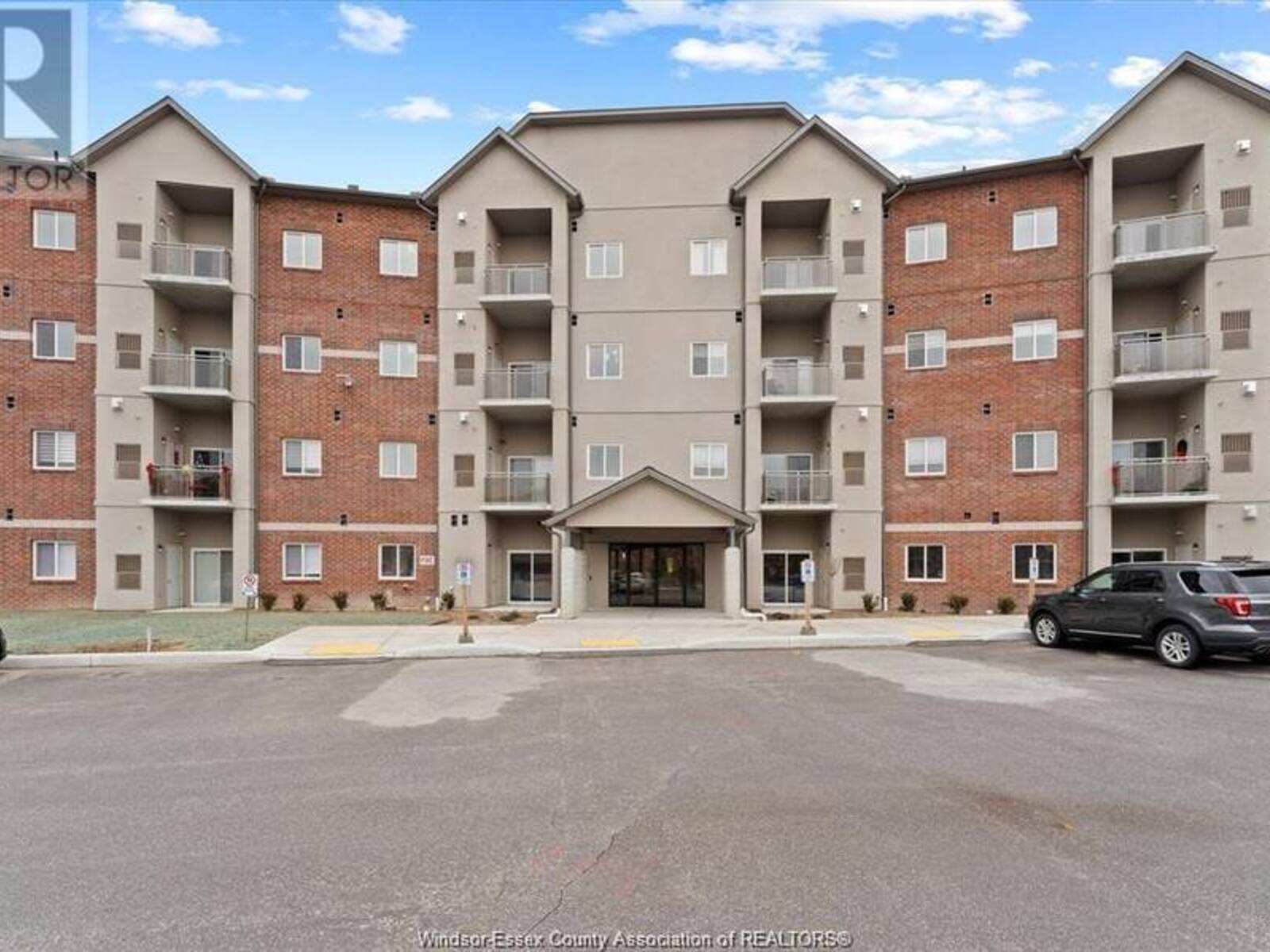 1888 WESTVIEW PARK BOULEVARD Unit# 412, LaSalle, Ontario N9H 0M1