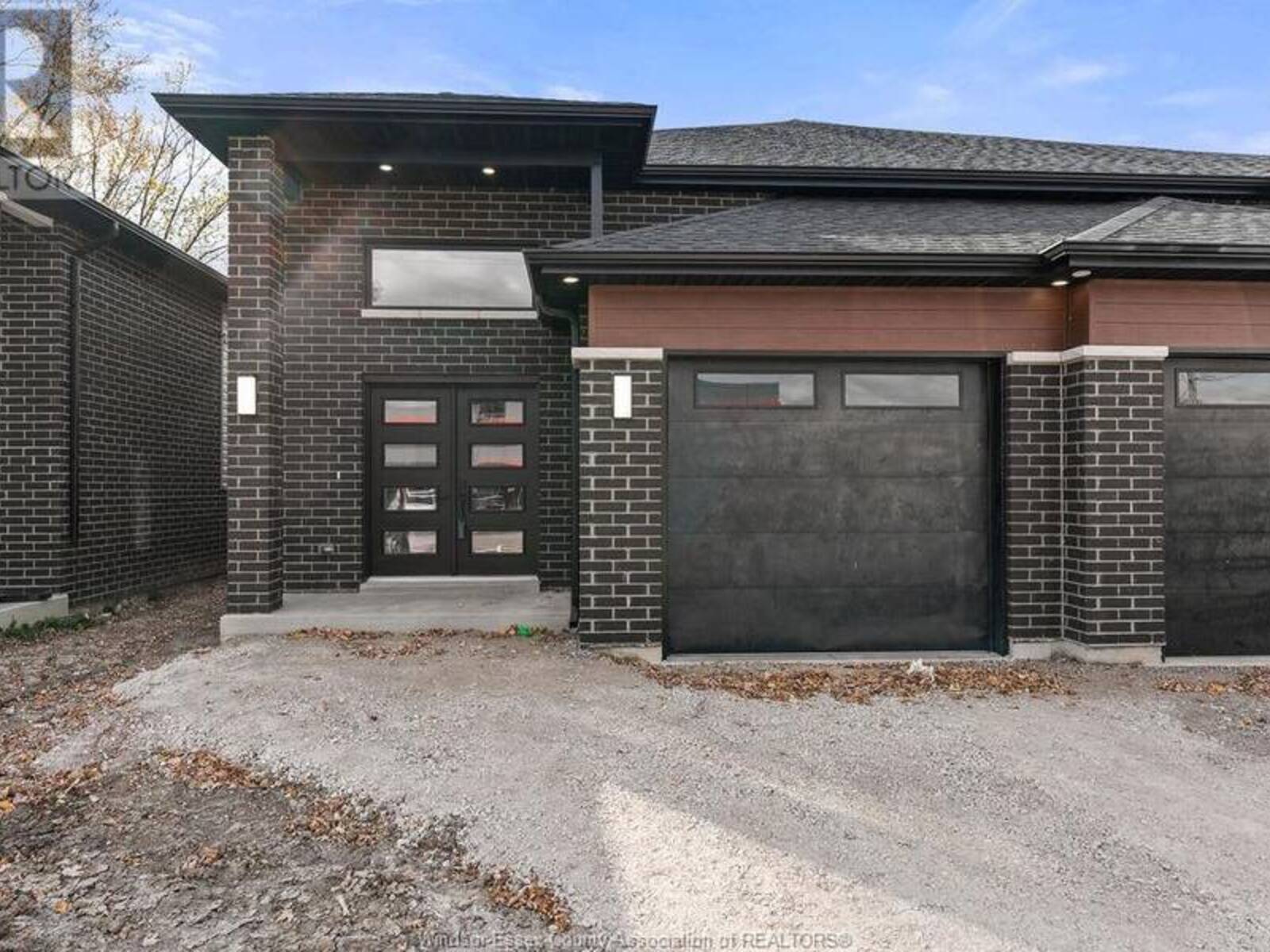 2609 PILLETTE ROAD, Windsor, Ontario N8T 1P9