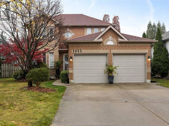 1053 Peach Blossom Windsor Ontario, N9G 2R5