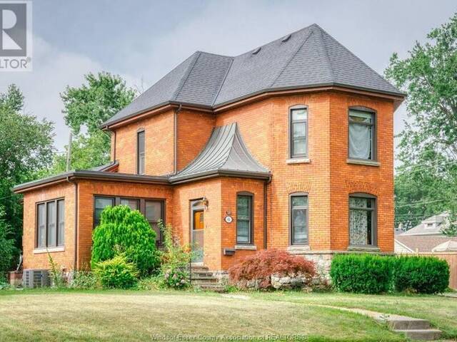 48 CLARK West Leamington Ontario, N8H 1E7