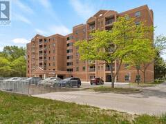 3915 SOUTHWINDS Unit# 601 Windsor Ontario, N9G 2S8