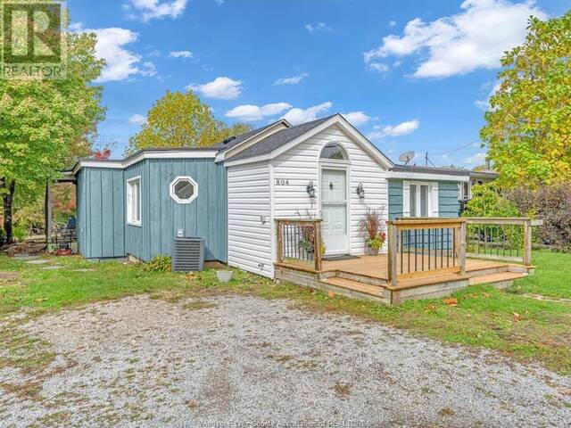 804 CEDAR ISLAND Kingsville Ontario, N9Y 3W4