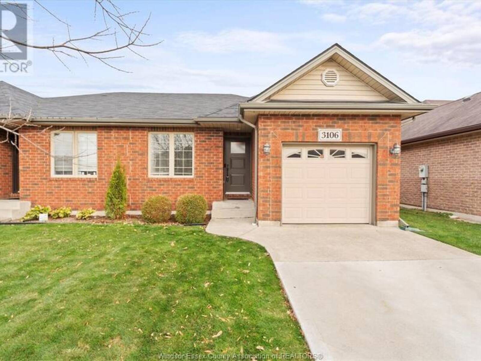 3106 Seville, Windsor, Ontario N8N 0A2