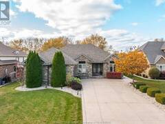 1346 MATTHEW CRESCENT Lakeshore Ontario, N8L 0S2