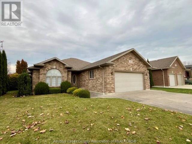 12 Pecanwood DRIVE Kingsville Ontario, N9Y 4G3