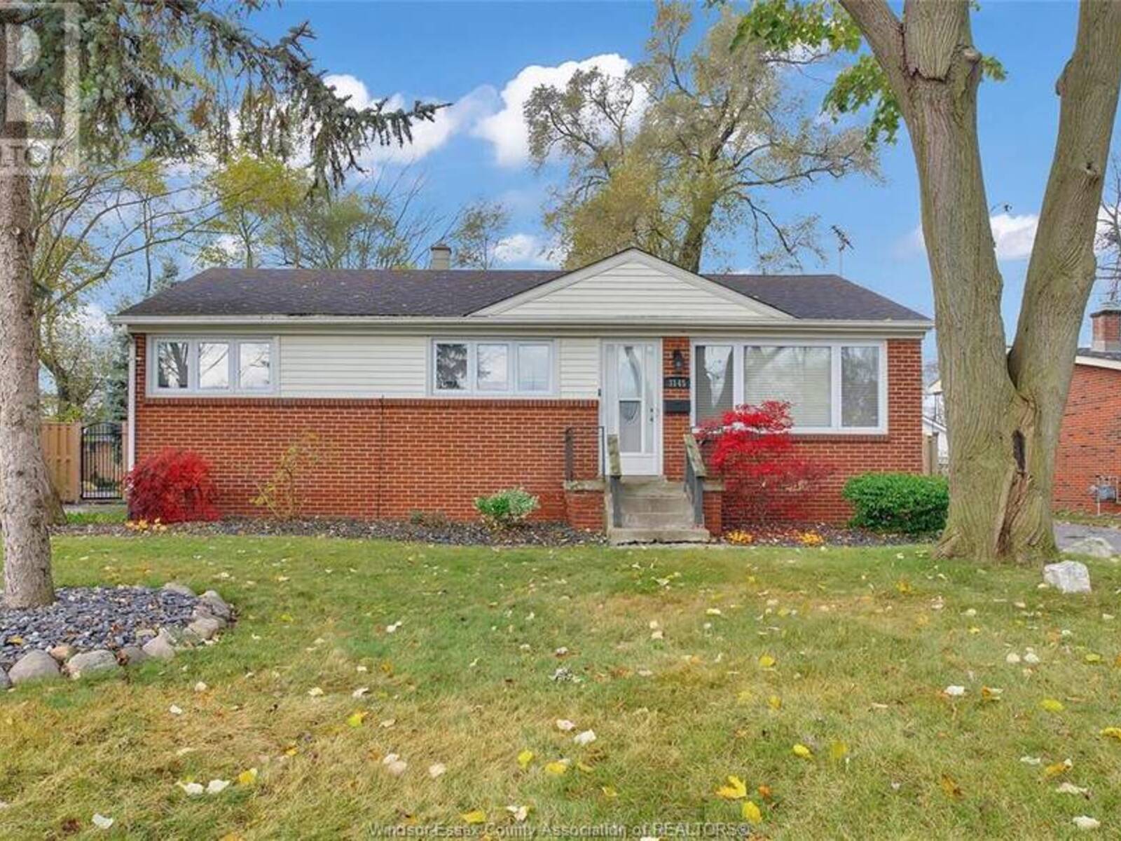 3145 VIRGINIA PARK AVENUE, Windsor, Ontario N9E 2C1