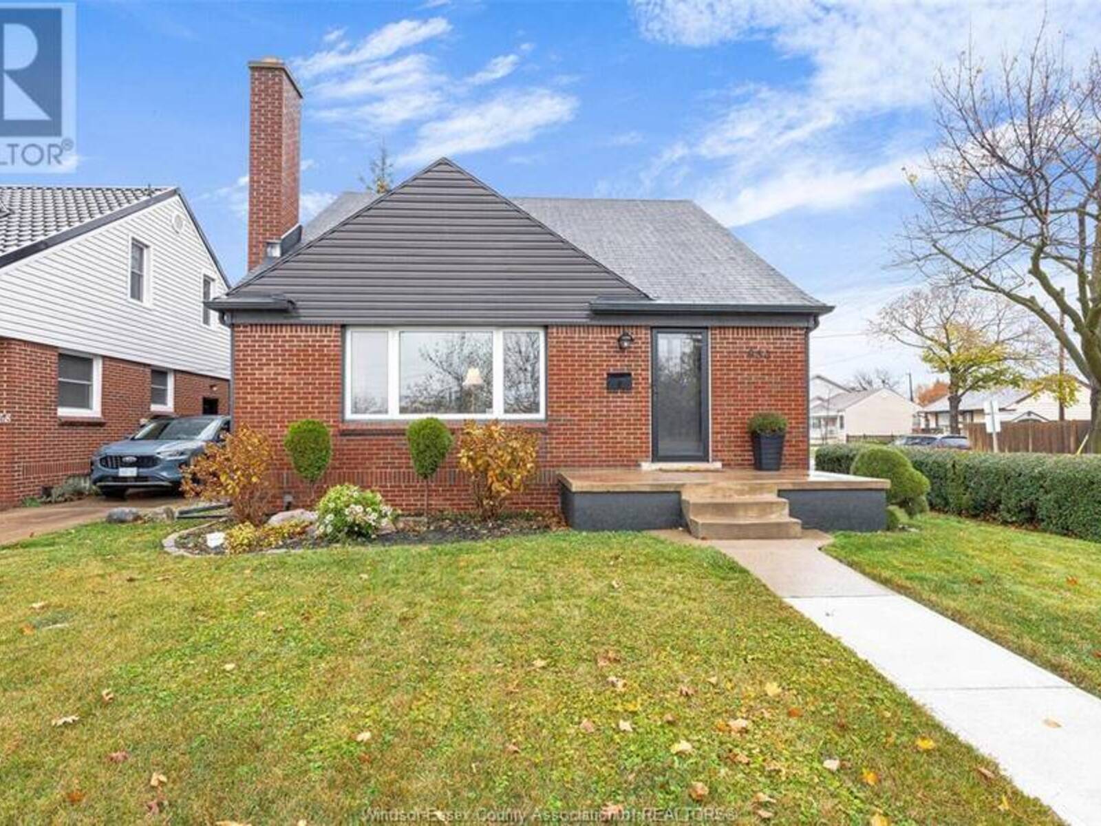 980 YPRES, Windsor, Ontario N8W 1R1