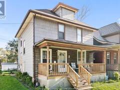 3243 BABY STREET Windsor Ontario, N9C 1K7