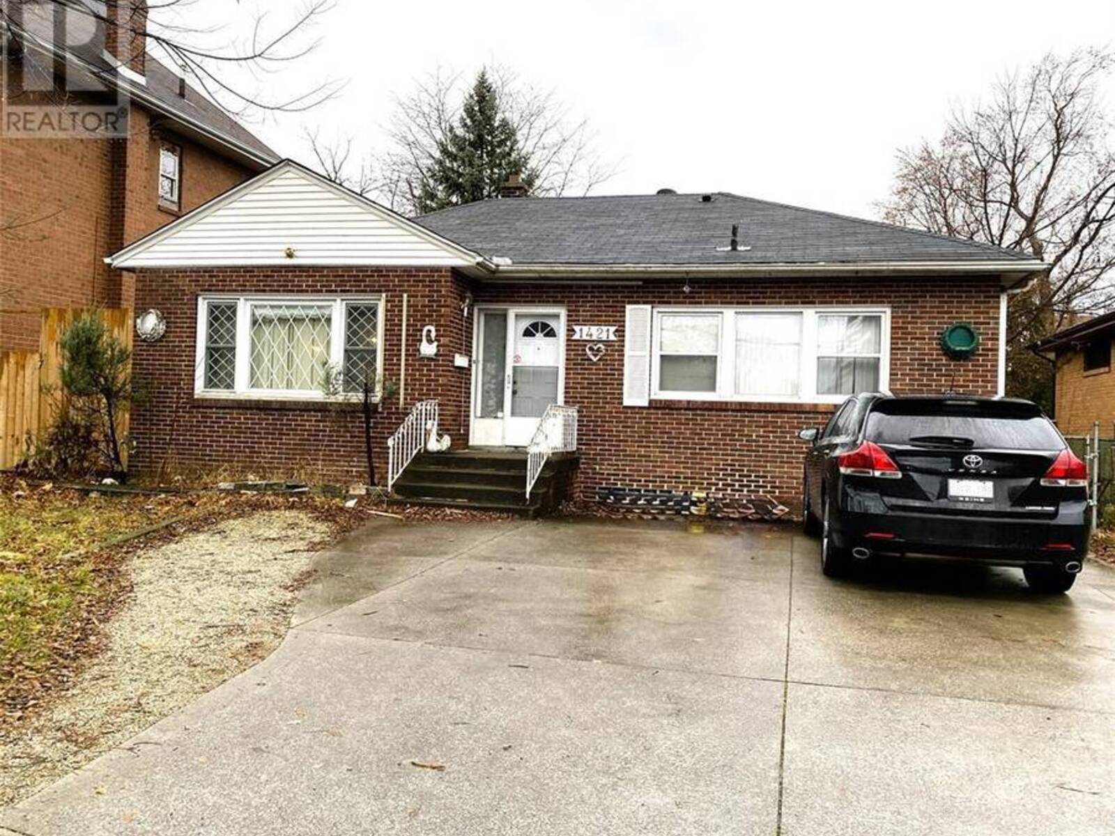 1421 PELISSIER STREET, Windsor, Ontario N8K 1M7