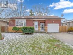 5245 QUEEN ELIZABETH DRIVE Windsor Ontario, N8T 1N2