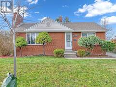 2485 Dominion BOULEVARD Windsor Ontario, N9E 2M5