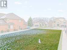 470 Shoreview CIRCLE | Windsor Ontario | Slide Image Seventeen