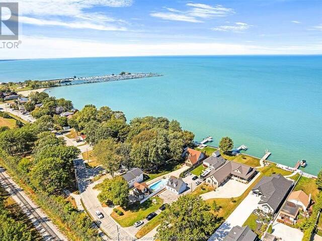 385 LAKEVIEW DRIVE Lakeshore Ontario, N0R 1A0