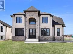 7334 GARNET CRESCENT McGregor Ontario, N0R 1J0