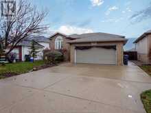 116 Higgins CRESCENT | Amherstburg Ontario | Slide Image Two